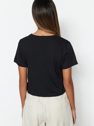 Trendyol - Camiseta en negro