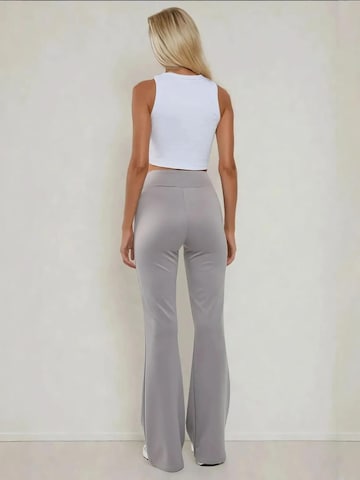 Hiccup - Flared Leggings em cinzento