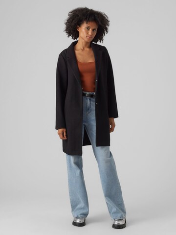 VERO MODA Tussenmantel 'Pop' in Zwart