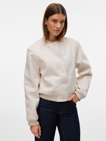 Veste mi-saison 'CHLOE' VERO MODA en gris