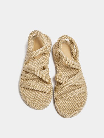 Pull&Bear Sandaler i beige