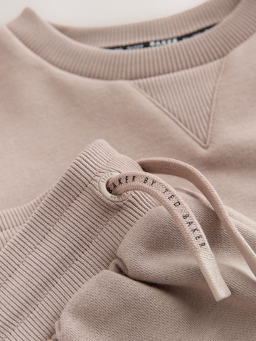 Baker by Ted Baker Set in Grau