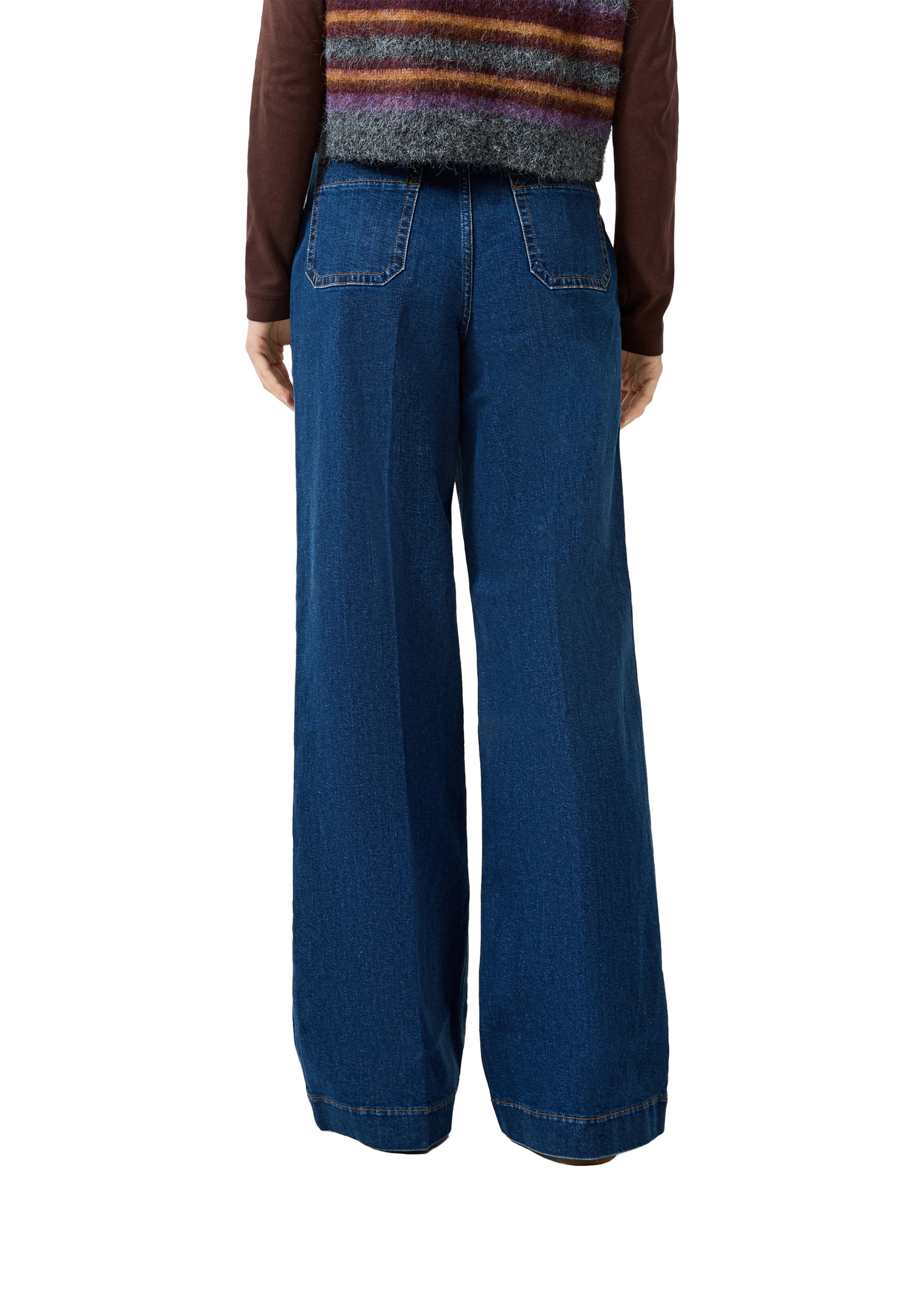 QS Flared Jeans in Blue: back