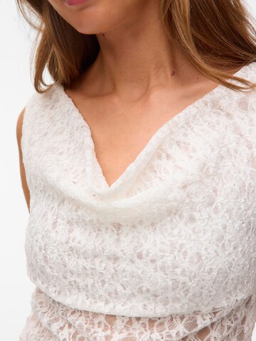 Haut 'VMTINNA' VERO MODA en blanc