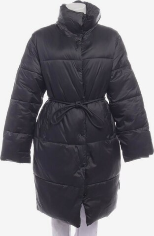 Closed Jacket & Coat in XS in Black: front