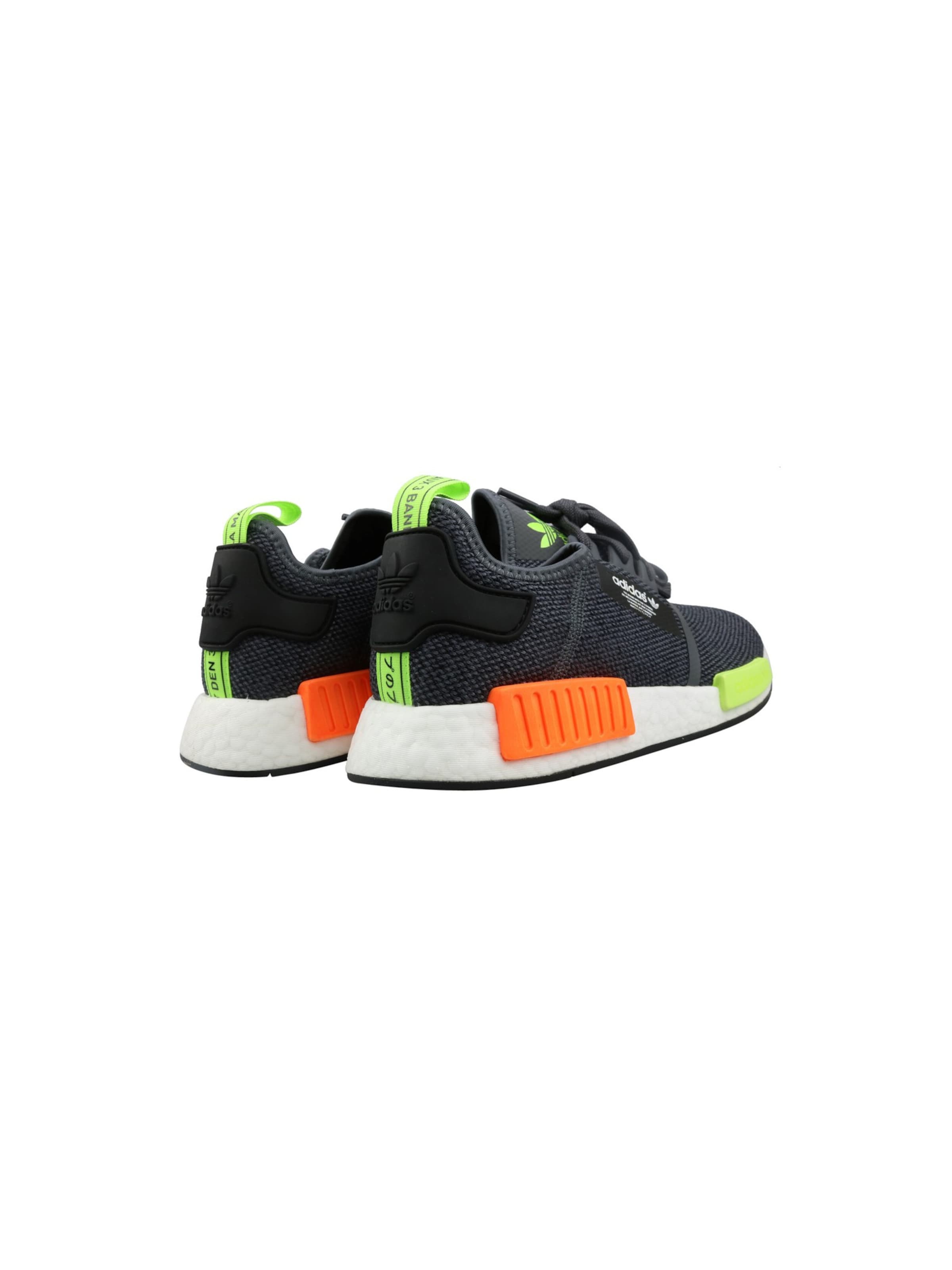Sneaker bassa 'Adidas NMD R1' di ADIDAS ORIGINALS in nero