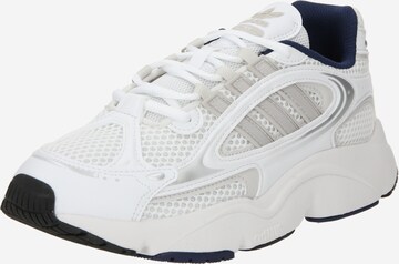 Baskets basses 'OZMILLEN' ADIDAS ORIGINALS en blanc : devant