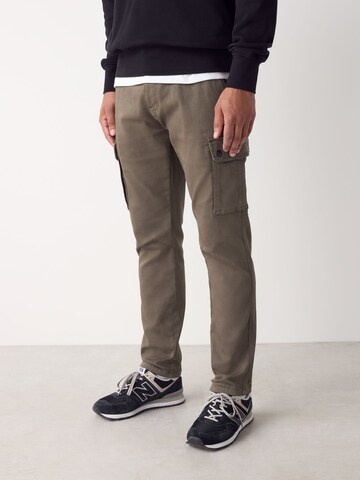 Next Regular Gargohousut värissä ruskea