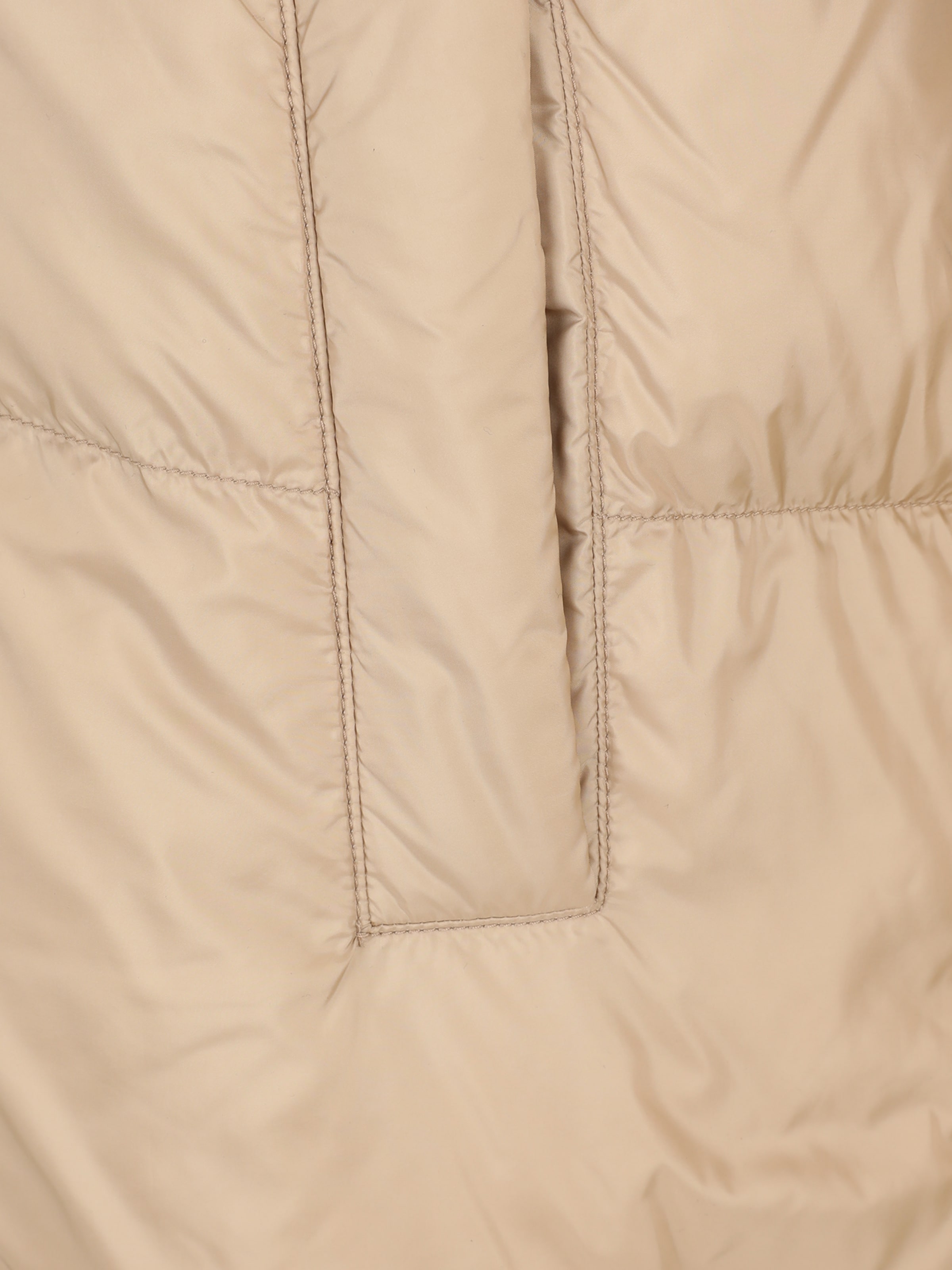 Geacă de iarnă 'ANFORA' de la Weekend Max Mara pe bej