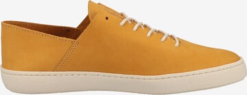 Chaussure de sport à lacets Kickers en jaune