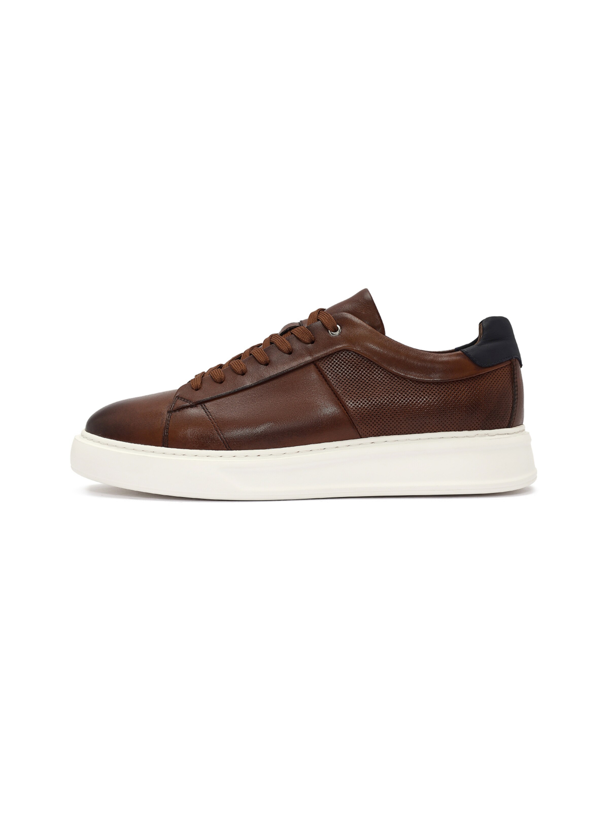 Derimod Sneakers in Brown: front