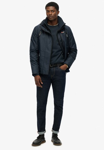 Veste mi-saison 'Mountain' Superdry en noir