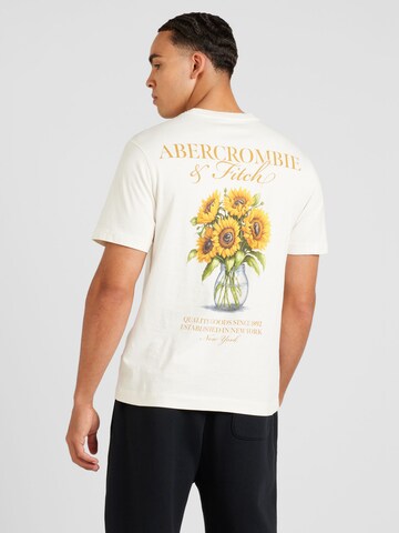 Abercrombie & Fitch T-Shirt 'SEASONAL IMAGERY' in Weiß: Vorderseite