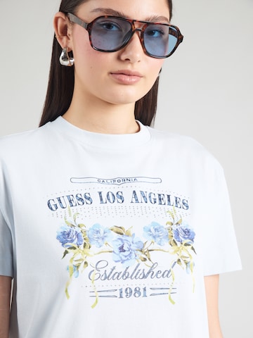 GUESS Μπλουζάκι σε μπλε