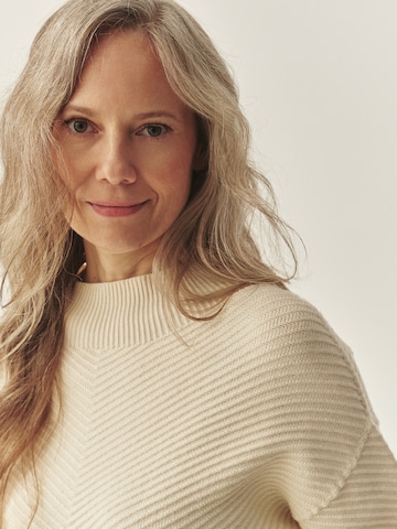 Pull-over TATUUM en beige