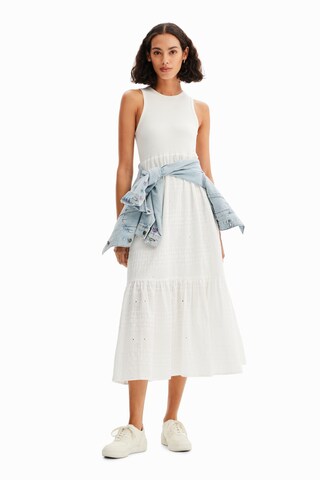 Robe Desigual en blanc