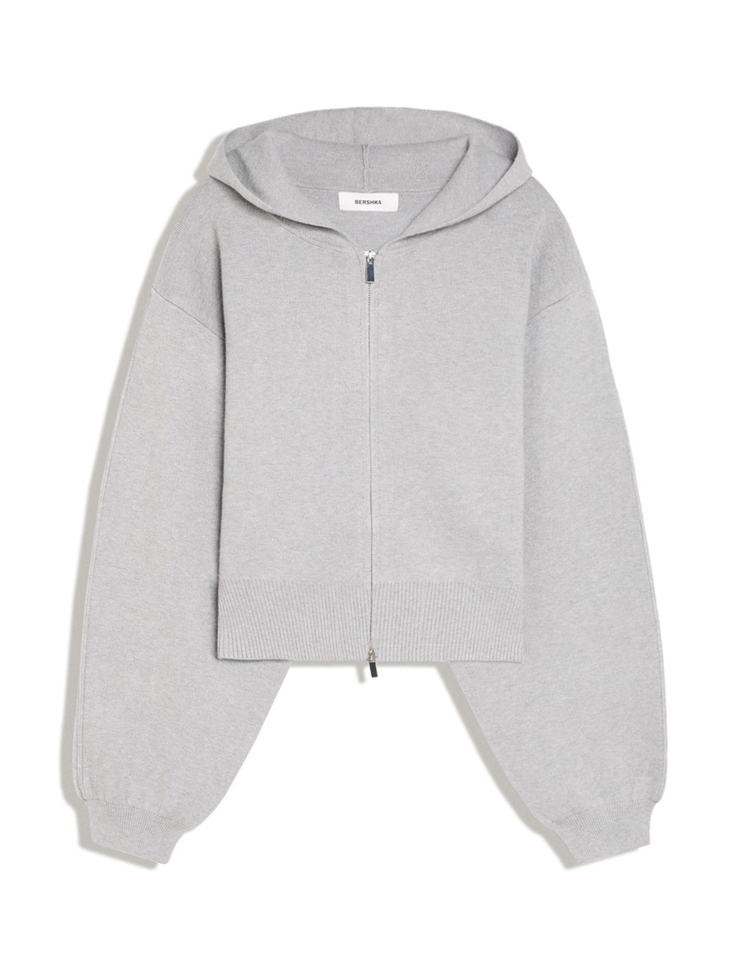 Bershka Strickjacke in Grau: Vorderseite
