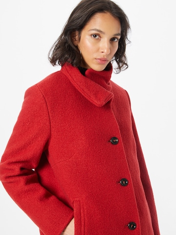 GIL BRET Between-Seasons Coat in Red