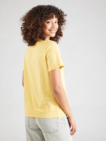 PIECES - Camisa 'RIA' em amarelo