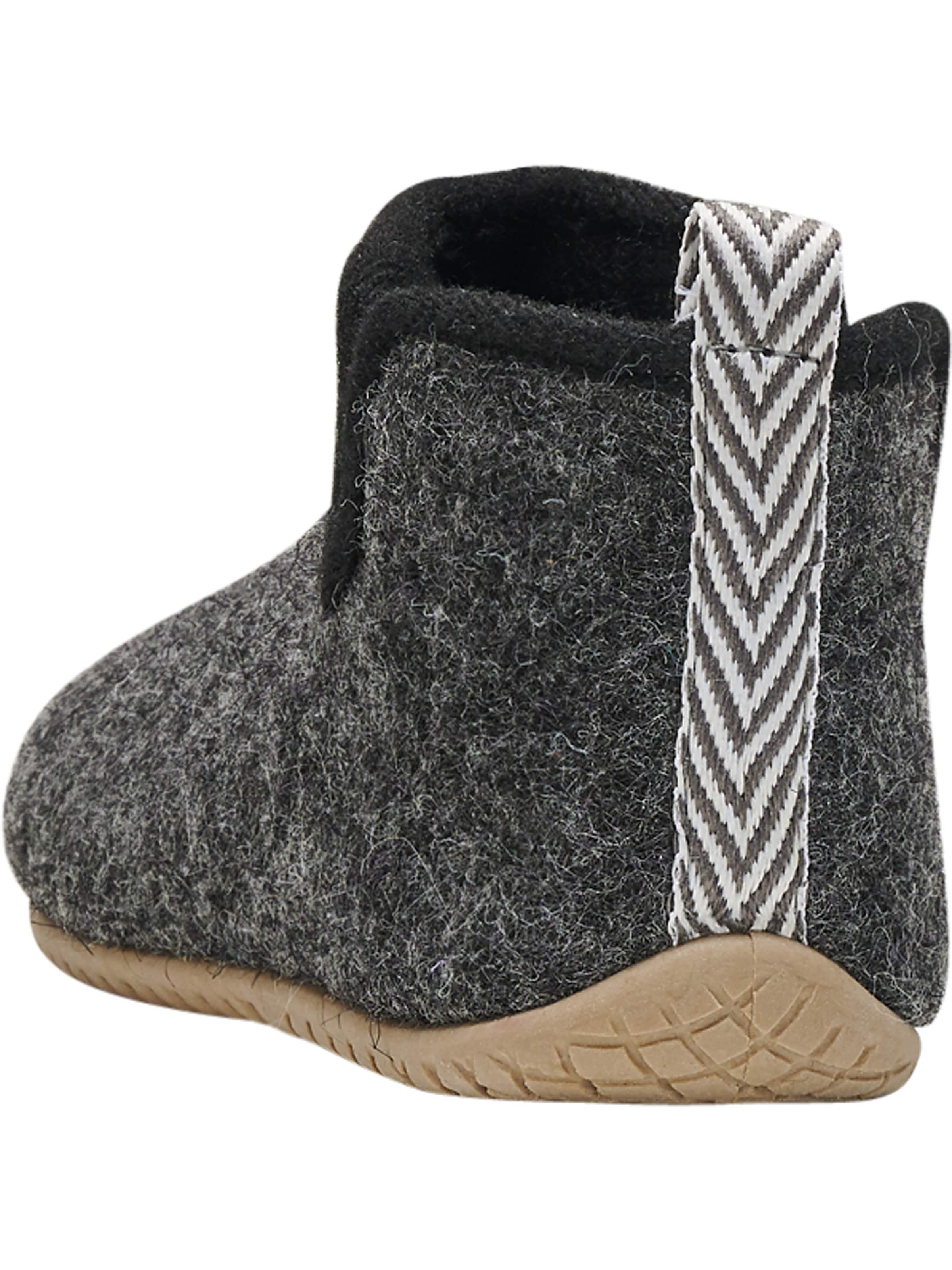 Hummel Slipper in Black