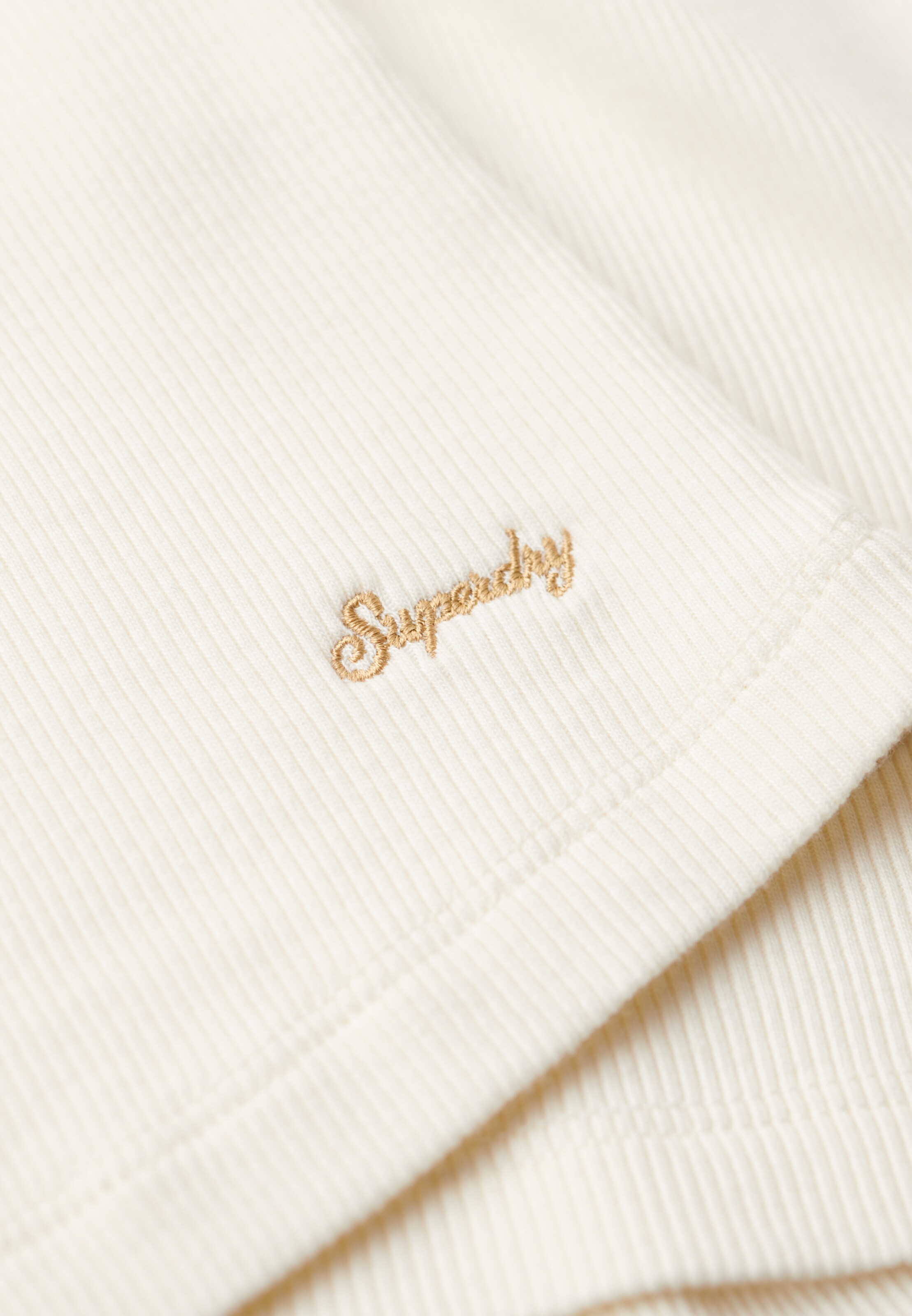 T-shirt Superdry en blanc