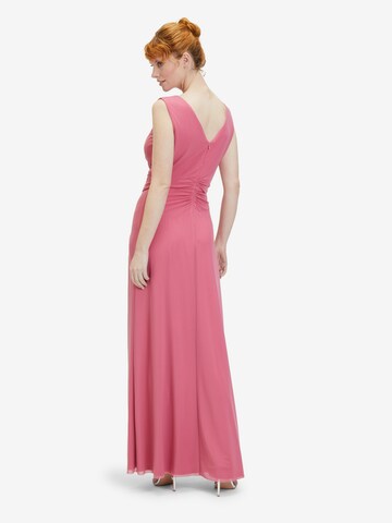 Robe de soirée Vera Mont en rose