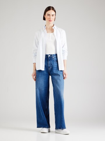 Top di Tommy Jeans in bianco