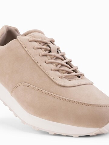 Ombre Sneaker in Beige