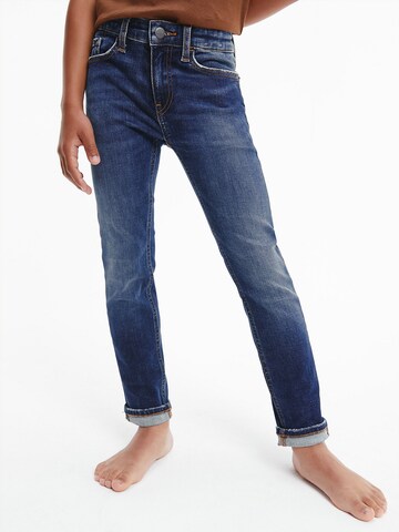 Calvin Klein Jeans Slimfit Jeans in Blauw: voorkant