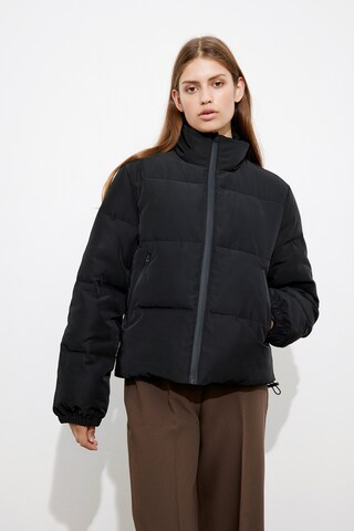 Envii Between-season jacket in Black: front