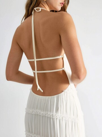 Hiccup - Vestido em branco