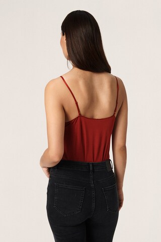 SOAKED IN LUXURY Top 'Clara' in Red