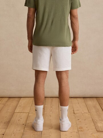regular Pantaloni con pieghe 'Alan' di DAN FOX APPAREL in bianco