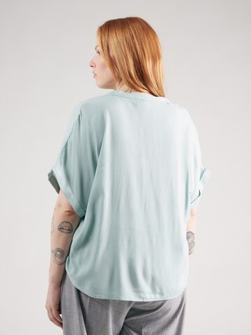 Camicia da donna 'VMCBeauty' di Vero Moda Curve in verde