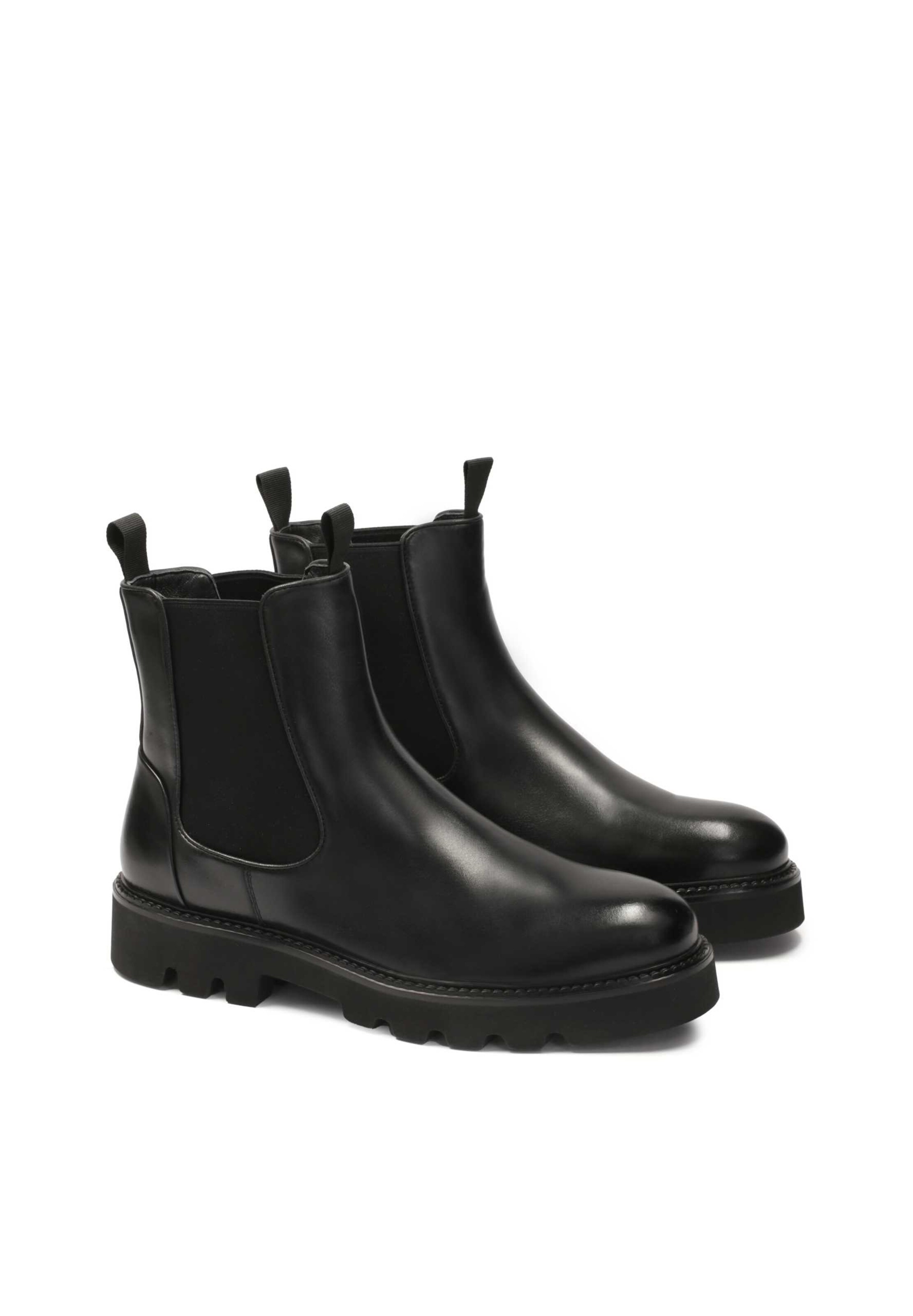 Kazar Chelsea boots in Black