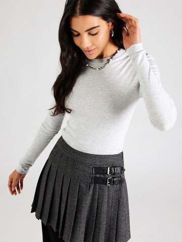 Maglietta di TOPSHOP in grigio: frontale