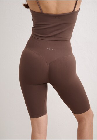 Skinny Pantalon de sport Aim'n en marron