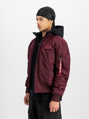 ALPHA INDUSTRIES Демисезонная куртка 'MA-1 D-Tec' в Красный