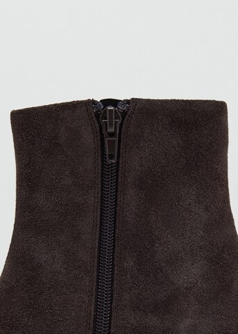 Stivaletto 'RAFAELA' di MANGO in marrone