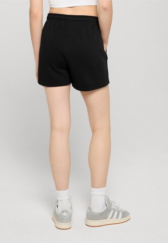 Urban Classics Regular Broek in Zwart