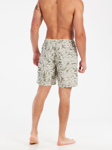 PROTEST Badeshorts 'PRTPedro' in Grün