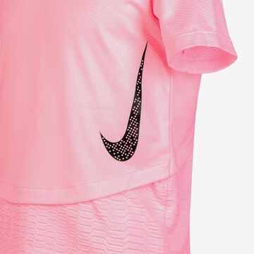 NIKE Sportshirt 'Instacool' in Pink