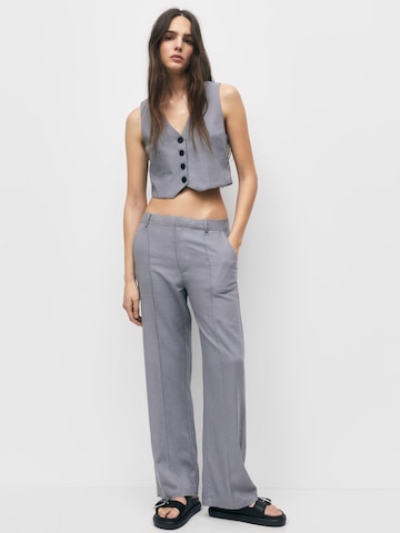 Pull&Bear Loose fit Trousers with creases in Grey: front