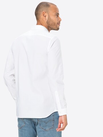 Regular fit Camicia di LACOSTE in bianco