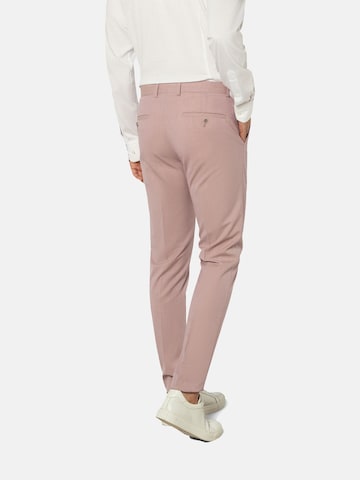 Thomas Goodwin Slim fit Suit in Pink