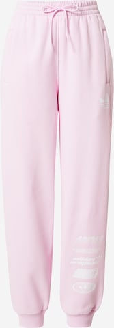 ADIDAS ORIGINALS Tapered Broek 'Multiple Logo' in Roze: voorkant