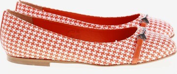 Saint-Honoré Paris Souliers Flats & Loafers in 35 in Orange