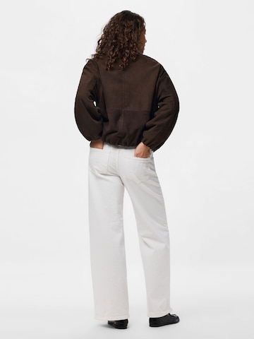 Giacca di mezza stagione di PIECES in marrone