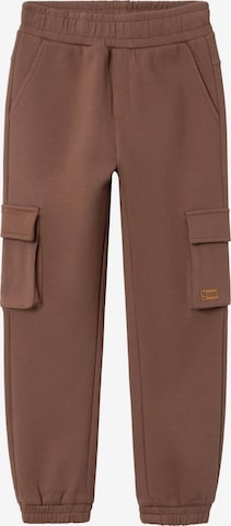 Effilé Pantalon NAME IT en marron : devant