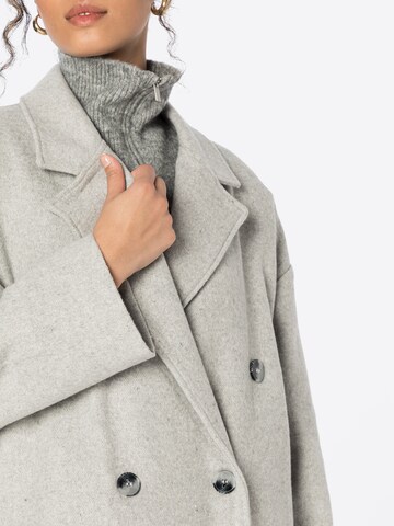 Smith&Soul Between-Seasons Coat in Silver